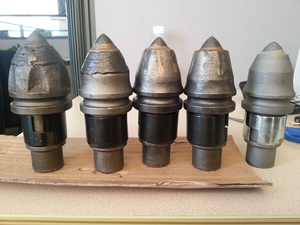 Carbide Kogeltanden Vuil Vijzeltanden Voor Rotsboorbak In Roterende Platforms - Product Image 4