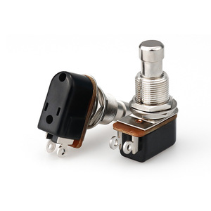 Interruptor de pedal PBS-24B-4 de 2 pines SPST 3A 250V DC con función de reinicio para pedal de efectos - Product Image 1