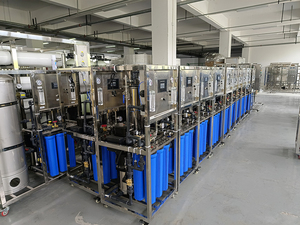 Salida de fábrica 250L por hora RO Planta Sistema de tratamiento de agua Máquina Ósmosis inversa con núcleo RO Membrana 220V - Product Image 2