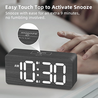 Dual Alarm Digitaluhr Helle LED-Anzeige Große Zahlen Dimmbare elektronische Bewegung Modernes Design Schlummer funktion Schreibtisch uhr