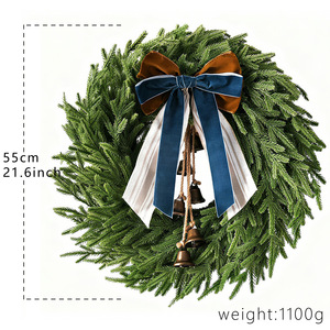 Set de Coronas Rústicas Navideñas al por Mayor con Lazos de Tela Multicapa y Campanas Metálicas Vintage para Decoración Festiva de Ventanas - Product Image 6