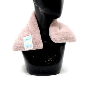 Kundenspezifisches Kräuter-Aroma-Therapie-Wärmekissen mit Weizenfüllung für Nacken und Schultern – Mikrowellen-geeignet - Product Image 3