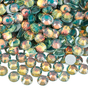 Strass en verre cristal OLeeya SS3-SS50 en gros, non thermocollants, à dos plat, pour costumes de danse faits main - Product Image 4