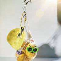 Un sac de pommes vertes - Breloque de sac pomme, accessoire de fruit simulé, design de niche, porte-clés fait main, petit accessoire créatif