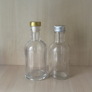 Botella de Vidrio Nórdica <span class=keywords><strong>Oslo</strong></span> Redonda de Base Pesada de 200 ml con Tapa de Rosca para Vodka, Vino, Aceite, Licor, Jarabe, Recuerdos de Boda y Fiestas - Product Image 3