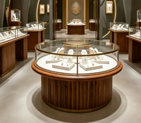 Fabricant professionnel de présentoirs et vitrines en verre personnalisés pour bijoux, design durable et de haute qualité pour les magasins de détail