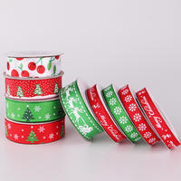 Ruban de satin de Noël à bord fendu en gros en rouleau ruban de satin de couleur unie pas cher pour les fleurs d'emballage cadeau de Noël