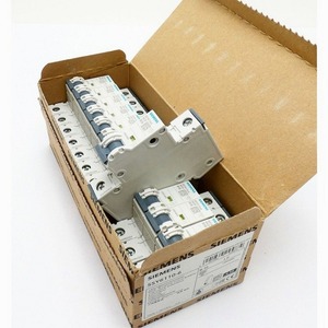 Interruptor <span class=keywords><strong>de</strong></span> Circuito en Miniatura 5SY6110-6 B10 para Protección <span class=keywords><strong>de</strong></span> Circuitos <span class=keywords><strong>de</strong></span> Bajo Voltaje - Product Image 2