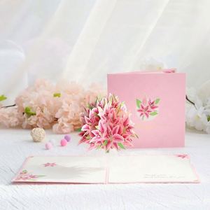 Cartes en papier 3D faites à la main avec des fleurs en relief - Product Image 2