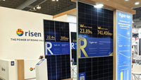 Panneau solaire Risen Top Performance 700W N-Type Bifacial HJT à faible luminosité pour toiture industrielle, livraison rapide