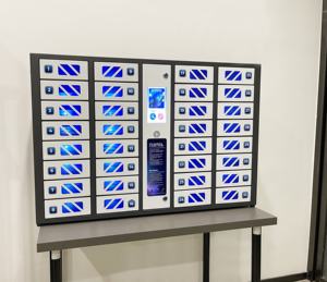 Estación <span class=keywords><strong>de</strong></span> Carga Rápida para Teléfonos con Pantalla Táctil Multi-idioma Y2 Power GIA <span class=keywords><strong>de</strong></span> 32 Compartimentos, Opcional con <span class=keywords><strong>Base</strong></span> Completa para Suelo - Product Image 5