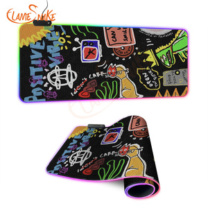 FLAME SNAKE Street Graffiti Art Series RGB Gaming Muismat USB-C Oplader 300x800mm Groot Formaat Waterbestendig Op voorraad - Product Image 1