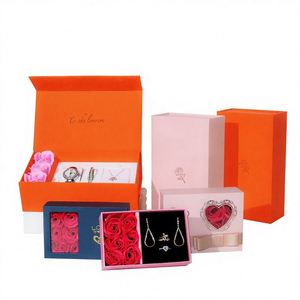 Caja de Regalo para Joyería, Reloj, Collar y Anillo con Papel Especial y Diseño de Flor Eterna para el Día de San Valentín - Product Image 3