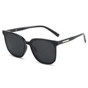 Biểu tượng tùy chỉnh phân cực Kính mát với UV400 ống kính màu đen mờ Khung với màu xám phong cách cổ điển trang trí sử dụng kính khuyến mãi - Product Image 1