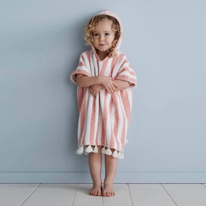 Asciugamano Poncho con Cappuccio per <span class=keywords><strong>Bambini</strong></span>, 100% Cotone a Righe, Asciugatura Rapida, Ultra Assorbente, Morbido, per Nuoto, Spiaggia e Surf - Product Image 6