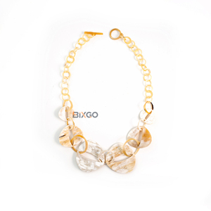 Collar Minimalista de Cuerno de Búfalo Natural con 6 Eslabones Principales, Regalo Moderno, Ligero, Sostenible, Joyería de Alta Calidad - Product Image 2