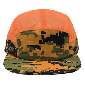Gorra de béisbol trucker personalizada de malla naranja <span class=keywords><strong>Blaze</strong></span> con visera plana sin estructura para hombre, de secado rápido, camuflaje naranja, para campamento, deporte y running. - Product Image 2