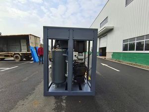 Compresseur d'air à vis à aimant permanent à vitesse variable Ariking fabriqué en Chine, 300HP, 220KW, 8bar, 41,5m3/min, à deux étages - Product Image 5