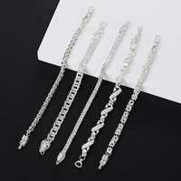 Bracelets à maillons en alliage de qualité supérieure pour femmes, délicats, tendance, attrayants, créatifs, en forme de chaîne, cadeau