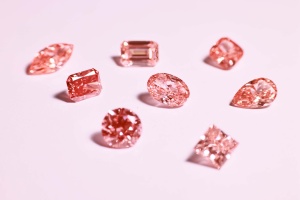 ピンクのラボグロウンダイヤモンド CVD HPHT 0.3～6カラット VVS VSIGI ファンシーカラー ラボグロウンダイヤモンド ファンシーカラーラボダイヤモンド - Product Image 4