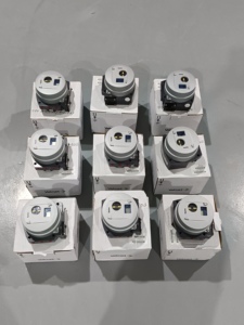 Nuevo controlador/posicionador de válvula digital inteligente neumático Neles Valmet Me Tso ND7000 ND9000 ND9103HX8T ND9206HE8T - Product Image 3