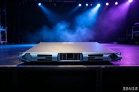 Sıcak satış DA32K4 4 Kanallı 3200W*4 26800W D Sınıfı Profesyonel Metal Güç Amplifikatörü DJ Ekipmanları PA Konserleri 1U Raf Montajlı