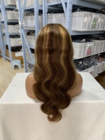 Perruque brésilienne vierge Remy 13x4 en dentelle transparente, avec mèches blond miel, ondulée ou lisse, couleur P4-27, vente en gros