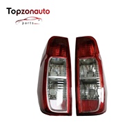 Topzonauto OEM 26550-EB70A / 26555-EB70A Ensemble de feux arrière, remplacement des feux arrière pour Nissan Navara 2005-2014