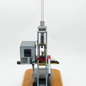 Machine de presse à chaud manuelle pour marquage à chaud, dorure et estampage de logos sur papier, cuir et bois - Product Image 6