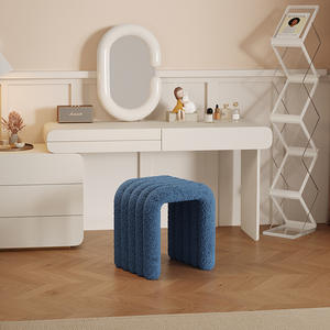 Taburete de Vestir Creativo de Forma Irregular, Suave, para el Hogar, Dormitorio, Entrada, para Cambiar Zapatos - Product Image 4