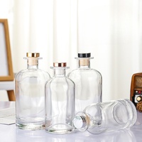Bouteille diffuseur roseau en verre de luxe et unique avec logo personnalisé 100ml 150ml 200ml 500ml ronde vide transparente avec bâton et couvercle