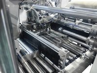 Machine de rembobinage entièrement automatique pour papier d'aluminium et papier sulfurisé, de rouleaux larges à petits rouleaux, sans adhésif, avec contrôle PLC 6 axes