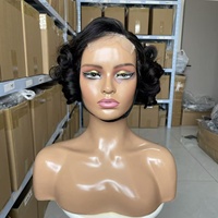 Perruque courte Pixie 4x4 en cheveux humains brésiliens, douce et volumineuse, bouclée romantique, conçue pour sublimer le charme féminin sans effort