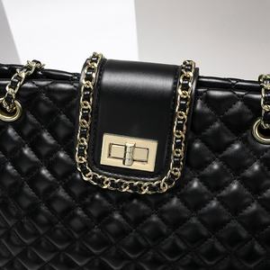 Sac fourre-tout en cuir grande capacité, nouveau modèle 2026, sac bandoulière polyvalent pour femme avec chaîne - Product Image 5