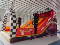 Toboggan gonflable en bâche PVC facile à installer et personnalisable pour la location commerciale et les activités de plein air, avec souffleur