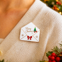 Broche en métal populaire de dessin animé Kawaii insigne d'épinglette cadeaux promotionnels de Noël personnalisés enveloppe d'épingles en émail dur personnalisée