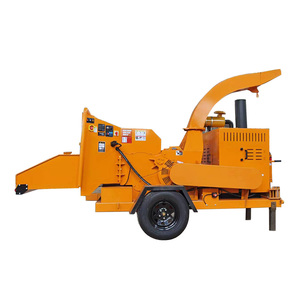 <span class=keywords><strong>Broyeur</strong></span> <span class=keywords><strong>de</strong></span> bois puissant entraîné par un tracteur, utilisant un point d'attache <span class=keywords><strong>de</strong></span> puissance pour des opérations agricoles efficaces - Product Image 6