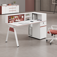 Ensemble de bureau et chaise élégant pour le personnel ou postes de travail individuels pour les bureaux financiers