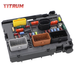 Boîtier de relais automobile Peugeot Citroën BSM R02 R04 R19 avec fusibles et connecteurs 9809742780 - Product Image 3