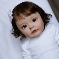 Boneka Bayi Reborn 22 Inci, Vinyl Lembut, Dilukis Tangan, Realistis, Bayi Perempuan Baru Lahir, Rambut Keriting Cokelat, Mata Biru, Pakaian Rajut Putih
