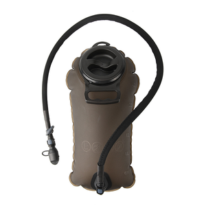 SFB88 803 3L Coyote Brown Bolsa de Hidratación con Tubo de Bebida, Bolsa de Agua a Prueba de Fugas para Senderismo, Ciclismo y Uso Táctico - Product Image 4