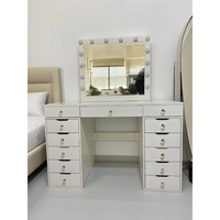 Coiffeuse moderne en miroir pour chambre à coucher en verre design pour fille, coiffeuse pour chambre à coucher, coiffeuse avec miroir à led