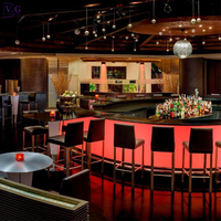 Comptoir de bar rond noir personnalisé de haute qualité avec éclairage rétro-éclairé RVB pour hôtel lounge club restaurant