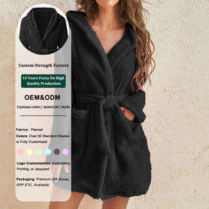 <span class=keywords><strong>Bata</strong></span> <span class=keywords><strong>corta</strong></span> acogedora de invierno 2025 para mujer, venta al por mayor, pijamas de lana Coral con logotipo personalizado, batas de baño suaves para mujer - Product Image 1