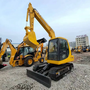 Mini-excavatrice sur chenilles Komatsu PC60 d'occasion de 6 tonnes avec lame de bulldozer, excavatrice PC60 d'occasion à vendre en stock - Product Image 4