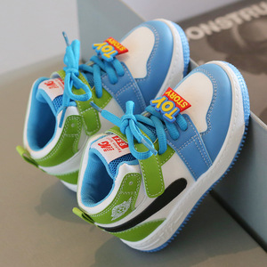Zapatillas deportivas infantiles de primavera y otoño para niños, zapatillas estilo papá para niñas, zapatillas blancas con suela suave, ligeras y versátiles para bebés. - Product Image 5