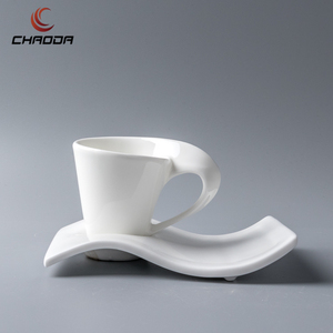 Tasse à <span class=keywords><strong>café</strong></span> en céramique blanche avec logo personnalisé tasse en porcelaine de 12oz avec glaçure unique parfaite pour les cafés et les cadeaux - Product Image 1