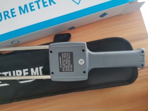 ZT ZT-1117B Humidimètre numérique portable pour coton, affichage LCD rétroéclairé, matériau plastique, précision de 0,5 %, plage de mesure 5 % - 40 %, garantie 6 mois - Product Image 4