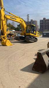 Excavadora de Orugas Usada Komatsu PC200-7, 20 Toneladas de Peso Operativo, Motor Principal, Bomba Kawasaki, Caja de Cambios Hino, Rodamiento de Engranajes, PLC 2020 - Product Image 2