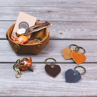 Porte-clés en cuir en forme d'amour anti-perdu fait à la main de haute qualité étiquette personnalisée créative pour porte-clés porte-clés